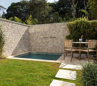 Foto casa modelo decorada piscina